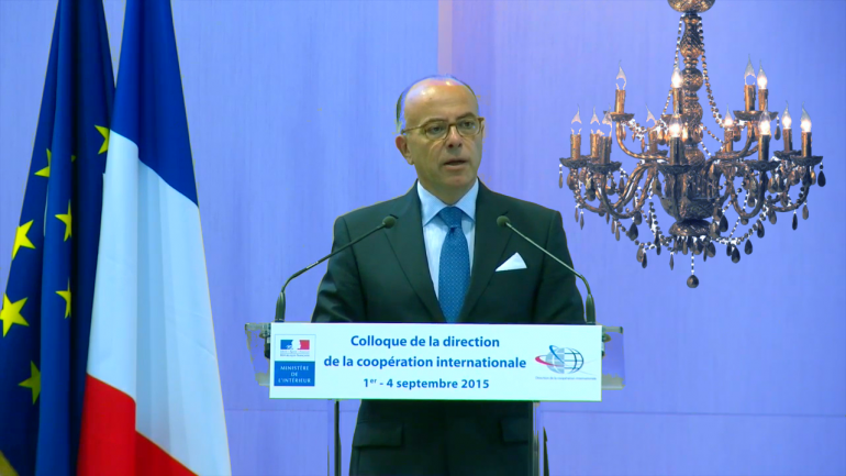 B. Cazeneuve le 2 septembre 2015