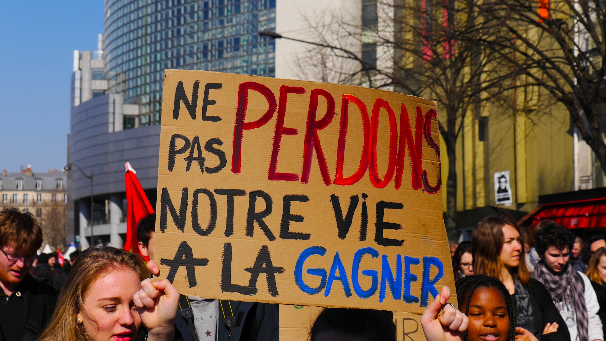 «Ne perdons pas notre vie à la gagner»