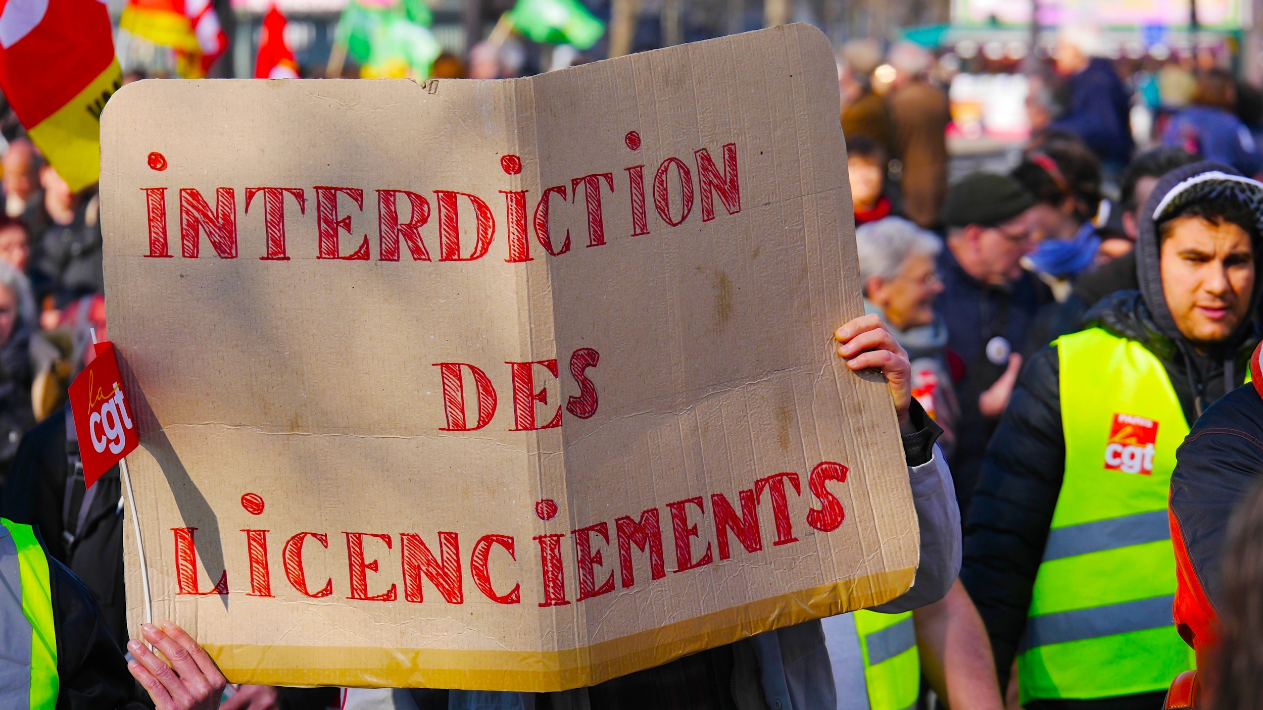 «Interdiction des licenciements»